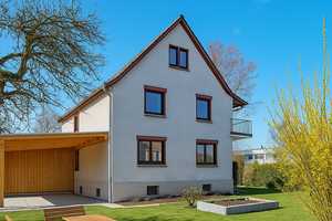 Idyllische Doppelhaushälfte in Top-Lage in Ruit mit großem Garten und Carport! – Esslingen (Kreis) – Vorschaubild 1