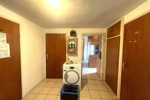 Modernisiertes Einfamilienhaus mit großem Garten und 4 Stellplätzen in ruhiger Lage – Die vollständige Adresse der Immobilie erhältst du vom Anbieter., 63683 Ortenberg – Vorschaubild 11
