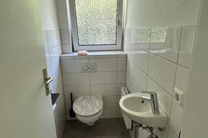 Balkon, Einbauküche und Blick ins Grüne: sonnendurchflutete 3,5-Zimmer-Wohnung in Ziegelhausen – Die vollständige Adresse der Immobilie erhältst du vom Anbieter., 69118 Ziegelhausen, Heidelberg – Vorschaubild 16