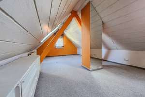 Haus mit Charakter & Nebengebäude – viel Potenzial für kreative Käufer – 60437 Nieder-Eschbach, Frankfurt am Main – Vorschaubild 17