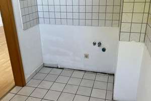 Helle 2-Zimmer-Wohnung mit Balkon im 3. Stock in Wuppertal – Distelbeck 20, 42119 Elberfeld, Wuppertal – Vorschaubild 4