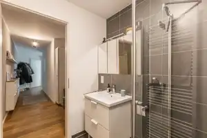 Moderne Erdgeschosswohnung mit Atrium und Garten – Stilvolles Wohnen mitten in Münster! – Münster – Vorschaubild 7