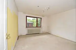 Zeitlos Wohnen: Solides EFH mit Vollkeller und ausgebautem Dachgeschoss auf sonnigem  Grundstück – Herzogtum Lauenburg (Kreis) – Vorschaubild 8