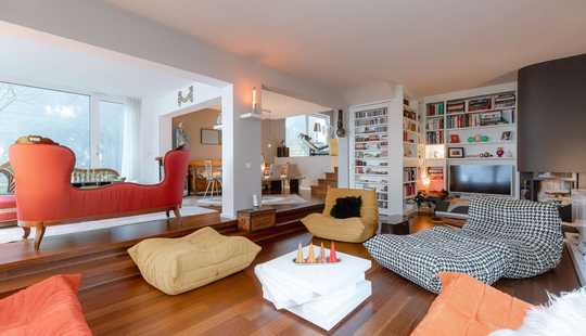 Bild von Exklusives Einfamilienhaus im Villenviertel von Königstein-Falkenstein mit Pool & Skylineblick