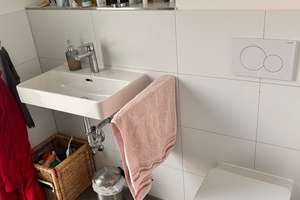 Luxuriöse 2-Zimmer-Wohnung mit Balkon in Hannover-Limmer – Julienne-Trouet-Platz 25, 30453 Limmer, Hannover – Vorschaubild 6