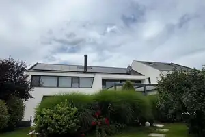 Architektenvilla mit Wellnessbereich & Einliegerwohnung – Reutlingen (Kreis) – Vorschaubild 1