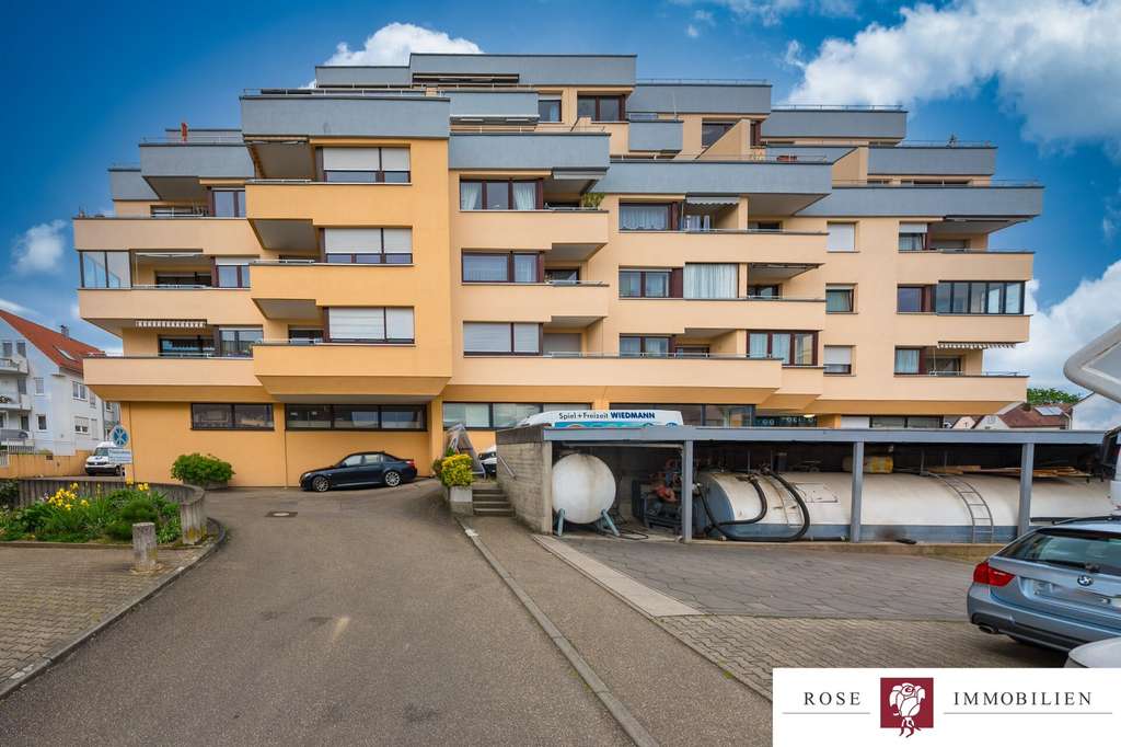 Immobilie in Leutenbach - Aussichtsreiche 3,5 Zimmer Penthousewohnung mit großer Terrasse und TG-Platz in zentraler Lage - Bild 2