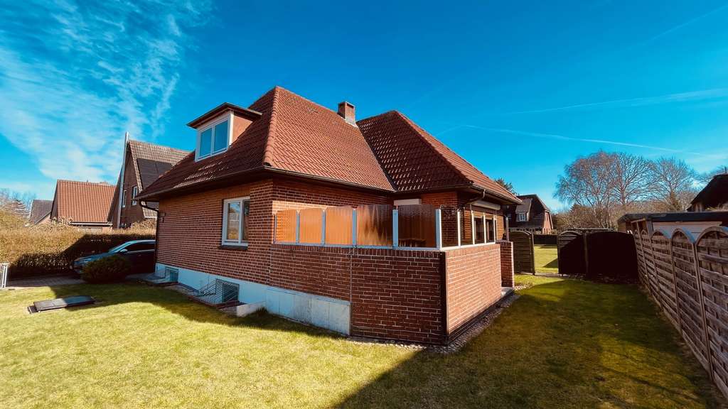 Immobilie in Wrixum - Einfamilienhaus mit Garage und großem Garten - Bild 3