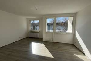 Renovierte 3 Zi.- Whng. -  Wannenbad mit Fenster und Balkon - Duisburg – Franz-Schubert-Str. 10, 47226 Rheinhausen-Mitte, Duisburg – Vorschaubild 5