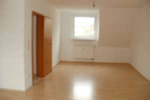 Helle 3-Zimmer Dachgeschosswohnung in Essen-Altenessen-Nord – Honnerskamp 7, 45329 Altenessen-Nord, Essen – Vorschaubild 10