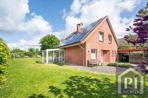 Einzugsbereit: Familiendomizil Kiel-Meimersdorf – Erker, Sauna & Streuobstwiese – Die vollständige Adresse der Immobilie erhältst du vom Anbieter., 24145 Meimersdorf, Kiel – Vorschaubild 1