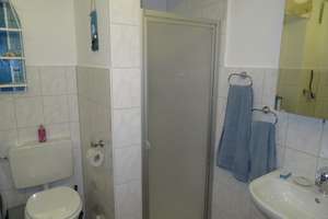 Lichtdurchflutete 3 Zimmer Wohnung mit Loggia, weißem Bad und Einbauküche im 4. OG in Bochum-Höntrop – Carl-Bosch-Straße 16, 44869 Höntrop, Bochum – Vorschaubild 12