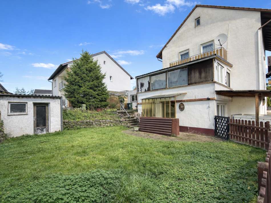 Hinterhaus & Garten mit kleine