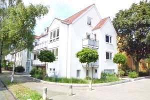 2 Zimmerwohnung List mit Balkon + Küche – Schneckenburgerstr. 2 a, 30177 List, Hannover – Vorschaubild 1