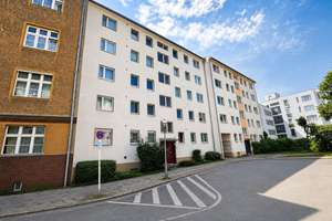 Sofort einziehen: Großzügige 3-Zimmer-Wohnung mit Balkon und Stellplatz – Wustermarker Str. 37, 13583 Spandau (Ortsteil), Berlin – Vorschaubild 9