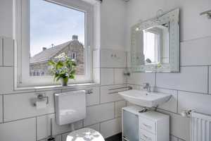 Familienparadies mit viel Platz! 7 Zimmer, Gartenidylle & Garage – Bonn – Vorschaubild 13