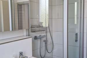 Großes EFH top Lage Köln-Dellbrück, frisch renov. mit schönem Garten, geh. Ausstattung, hochw. EBK – Ernastraße 31, 51069 Dellbrück, Köln – Vorschaubild 5