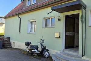 Doppelhaushälfte mit Balkon und Garage in zentraler Lage von Renningen! – Böblingen (Kreis) – Vorschaubild 1