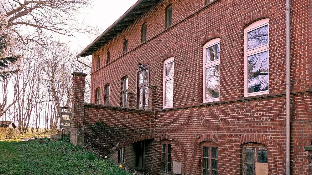Insel Hiddensee Mehrfamilienhaus direkt am Hafen in Kloster, Vorpommern Rügen Kreis – Bild 2
