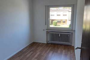 Viel Platz in Heilbronn: Saniertes Vier-Zimmer-Apartment mit Balkon – Schongauer Straße 36/1, 74078 Neckargartach, Heilbronn – Vorschaubild 7