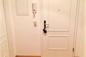 Helle und ruhige 2-Raum-Wohnung mit sonnigem Südbalkon nahe Altstadt & Uni – Hohe Straße 67, 1187 Plauen (Stadtteil), Dresden – Vorschaubild 4