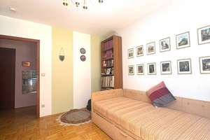 "ZENTRAL WOHNEN IM GRÜNEN"! Schöne 2- Zimmer Wohnung im EG mit Balkon, TG Stellplatz  , 72 Qm – 60431 Eschersheim, Frankfurt am Main – Vorschaubild 6
