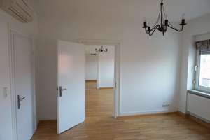 Big 1-2 family house by the rhein river in Wiesbaden Biebrich – Die vollständige Adresse der Immobilie erhältst du vom Anbieter., 65203 Biebrich, Wiesbaden – Vorschaubild 7