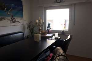 S-Ost: Sonnige, ruhig - am Waldrand gelegene - 2-Zimmer-Dachgeschosswohnung mit EBK in Stuttgart – Die vollständige Adresse der Immobilie erhältst du vom Anbieter., 70186 Gablenberg, Stuttgart – Vorschaubild 8