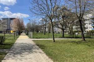 Renovierungsbedürftige 2-Zimmerwohnung in gefragter Lage.