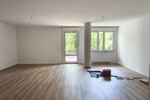 **Großzügige Fläche mit Garten, Ankleideraum, Speisekammer und Wohlfühlbad in idyllischer Wohnlage** – Buchfinkenweg 2-4, 4159 Wahren, Leipzig – Vorschaubild 4