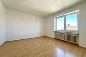 Zentral gelegene 3-Zimmer-Wohnung mit Balkon in Bielefeld-Mitte – Jöllenbecker Straße 42-44, 33613 Mitte, Bielefeld – Vorschaubild 7