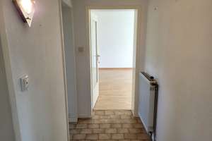BEZUGSFREI: 2-FAMILIENHAUS MIT 2 GARAGEN UND TOLLEM GARTEN IN ROMMERSKIRCHEN-ANSTEL ZU VERKAUFEN... – Am Rosenend 5, 41569 Rommerskirchen – Vorschaubild 8