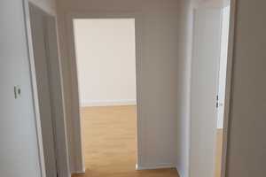 Helle 3-Zi.Wg mit großer, schöner Dachterrasse, EBK, Keller. Zentral aber sehr ruhig – Hannover – Vorschaubild 5