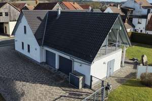 Großes Einfamilienhaus - Baujahr 2006 - mit 1.916 m² Grundstück, Doppelgarage & Homeoffice-Potenzial – Krottenseer Hauptstraße 14, 91284 Neuhaus an der Pegnitz – Vorschaubild 4