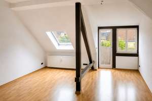 DENKMALTRAUM IM DACHGESCHOSS | Gemütliche 2-Raum-Wohnung mit Balkon in städtischer Lage – 4159 Möckern, Leipzig – Vorschaubild 7