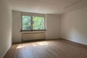 Praktisch, geschnittene 2 Zimmer Wohnung!