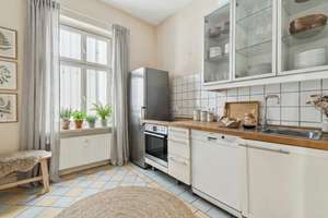 Property thumbnail 8