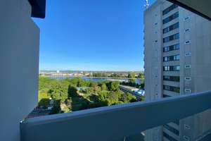 Attraktives 1-Zimmer-Apartment mit Balkon und direktem Rheinblick in Köln-Riehl – 50735 Riehl, Köln – Vorschaubild 1