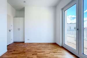 Kompakte Dachgeschosswohnung nah Schloß Charlottenburg - 3 Zimmer am Mierendorffplatz – Osnabrücker Straße 27, 10589 Charlottenburg, Berlin – Vorschaubild 2