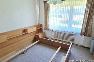 ***Reserviert*** Gepflegtes Klinkerhaus mit 2 Garagen und großem Grundstück in Rastede – Ammerland (Kreis) – Vorschaubild 4