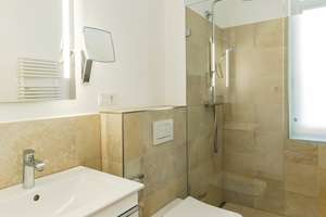 Ab sofort steht diese Luxus- Wohnung in Bestlage zur Verfügung. – Die vollständige Adresse der Immobilie erhältst du vom Anbieter., 65193 Sonnenberg, Wiesbaden – Vorschaubild 11