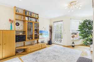 DHH in Biesdorf mit Gartenruhe auf 94 m² | Klima | Terrasse – Die vollständige Adresse der Immobilie erhältst du vom Anbieter., 12683 Biesdorf, Berlin – Vorschaubild 12