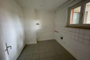 2-Zimmer-Wohnung in guter Lage in Erlangen sucht neuen Mieter – Paul-Gossen-Str. 95, 91052 Rathenau, Erlangen – Vorschaubild 5