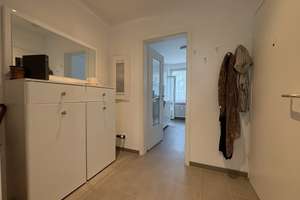 Großzügiges Wohnen auf zwei Ebenen – 6-Zimmer-Maisonettewohnung mit 3 Balkonen in Niederkassel – Die vollständige Adresse der Immobilie erhältst du vom Anbieter., 40547 Niederkassel, Düsseldorf – Vorschaubild 4