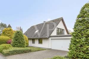 Tradition trifft Zukunft – Wohnhaus mit Charme auf 1.241 m² Grundstück – Die vollständige Adresse der Immobilie erhältst du vom Anbieter., 50996 Hahnwald, Köln – Vorschaubild 3