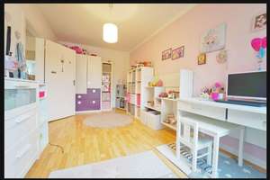 Helle 3 -Zimmer-Wohnung mit 2 Balkonen +großem Keller in Derendorf – Heinrich-Ehrhardt-Straße 20, 40468 Derendorf, Düsseldorf – Vorschaubild 2