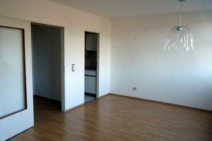 Wohnen im Grünen: Helles Apartment in Düsseldorf-Oberrath – 40472 Rath, Düsseldorf – Vorschaubild 3