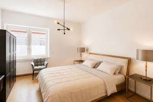 Altbauklassiker in der Carlstadt! Fischgrätparkett, Balkon und hohe Wohnqualität – Die vollständige Adresse der Immobilie erhältst du vom Anbieter., 40213 Carlstadt, Düsseldorf – Vorschaubild 4