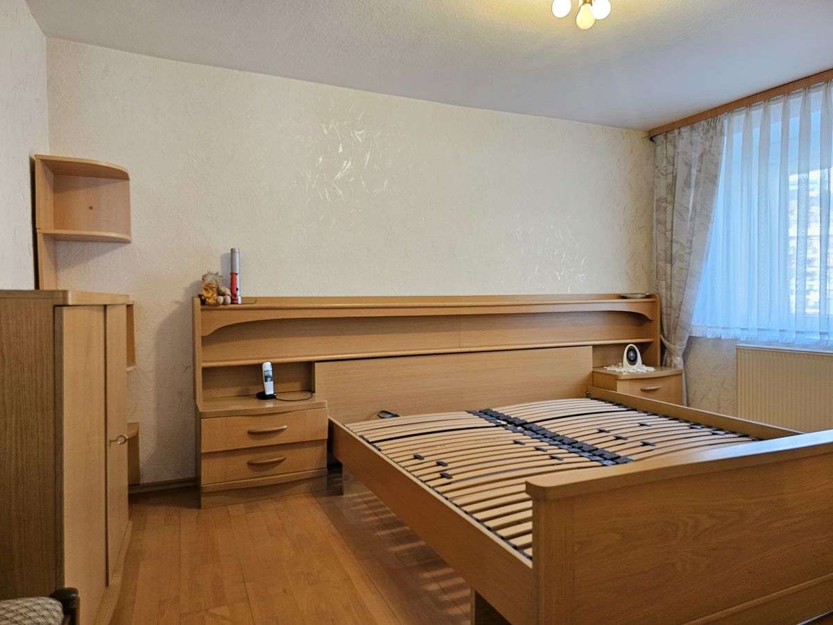 Immobilie in Birkenfeld - **Birkenfeld-Gräfenhausen**2-FH mit Scheune, großer Einfahrt, imposanter Außenanlage und Garten** - Bild 9