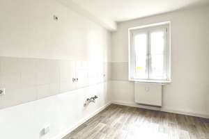 *HELLE & SCHÖNE* 3-Zimmer-Wohnung in gepflegter Wohnanlage* – Luckenwalder Straße 51, 15711 Königs Wusterhausen – Vorschaubild 2